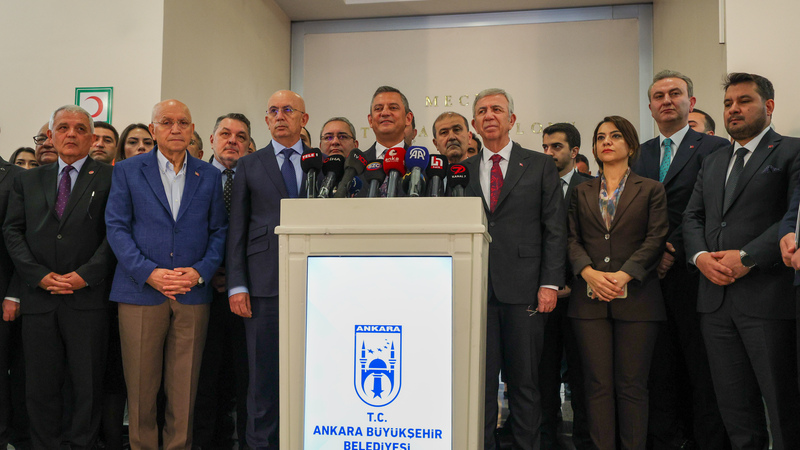 Cumhuriyet Halk Partisi Genel Başkanı Özgür Özel: “Mansur Yavaş Karneye 5 Yılın Sonunda 5 Pekiyi, Aferin Aldı”